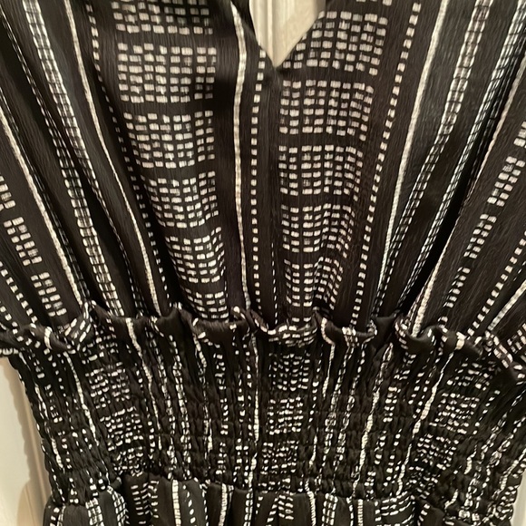 Women's black Jumpsuit size Small - Picture 5 of 6